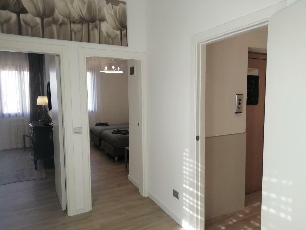 Appartamento Cà Mocenigo Terrace Venezia Esterno foto