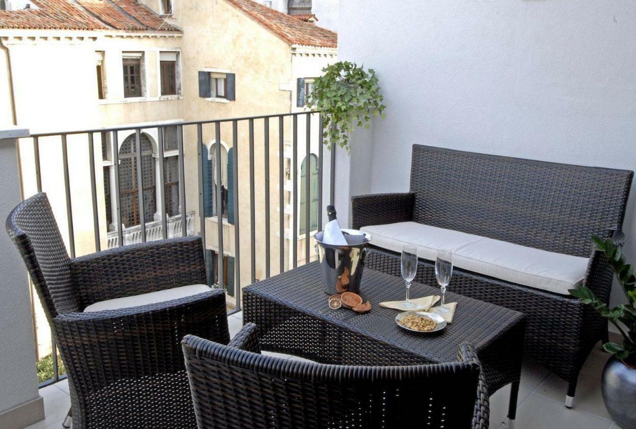 Appartamento Cà Mocenigo Terrace Venezia Esterno foto